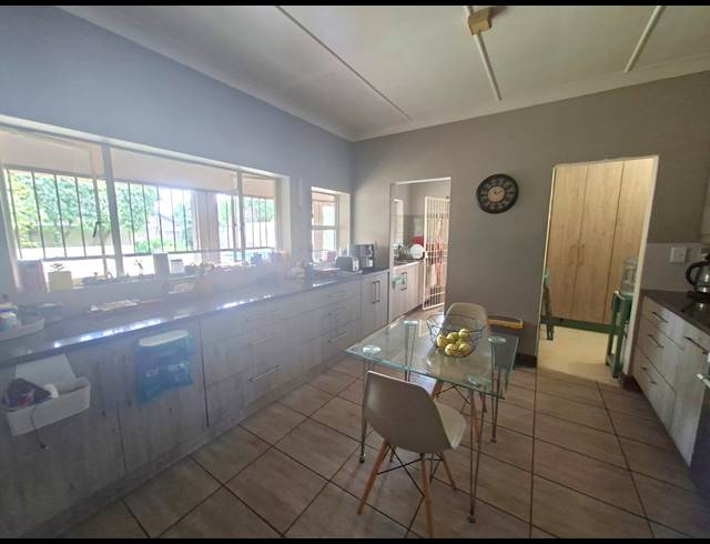 4 BEDROOM HOUSE FOR SALE IN MEYERTON CENTRAL